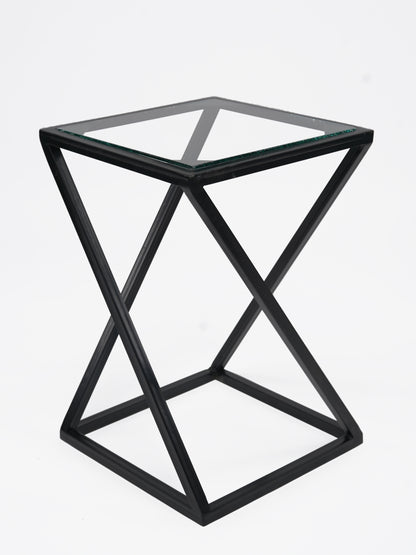 The illusion Table